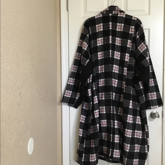 Torrid Plaid Black/White Top Coat NWT., Sz.6/6X - Picture 3 of 13